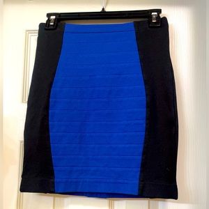 Express mini ribbed skirt.